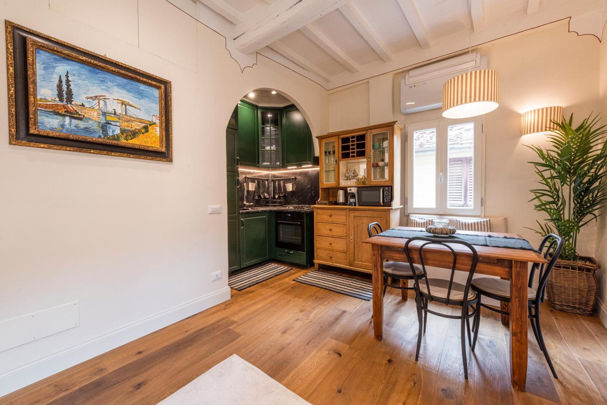 Charming Tornabuoni By Mmega Apartment
